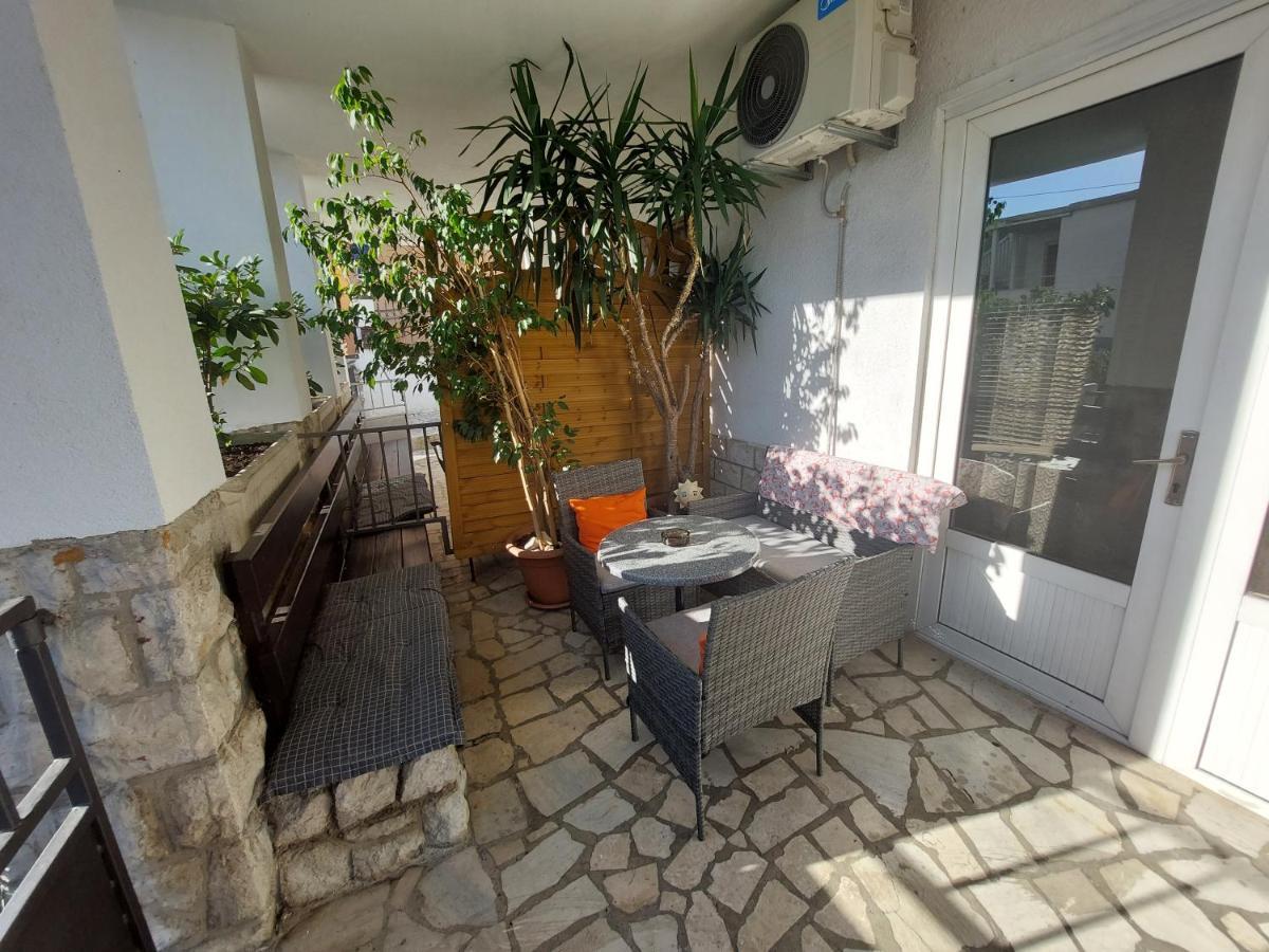 Loredana Apartments Crikvenica Εξωτερικό φωτογραφία
