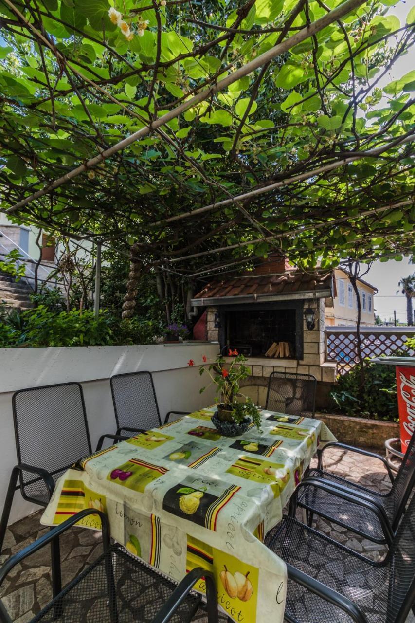 Loredana Apartments Crikvenica Εξωτερικό φωτογραφία